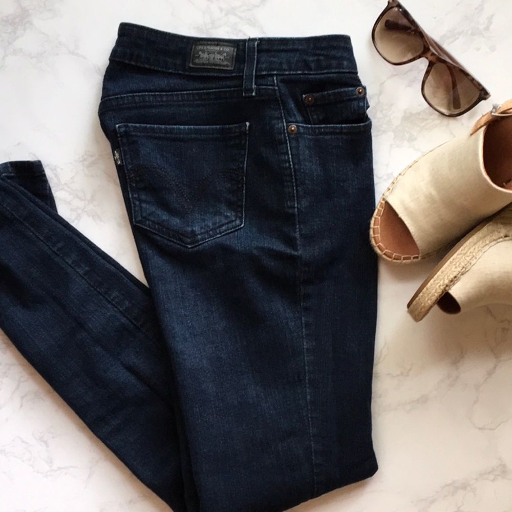 LEVIS DARK WASH DENIM LEGGING SKINNIES